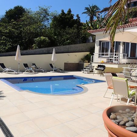 Studio Flat With Pool Funchal  Bilik gambar