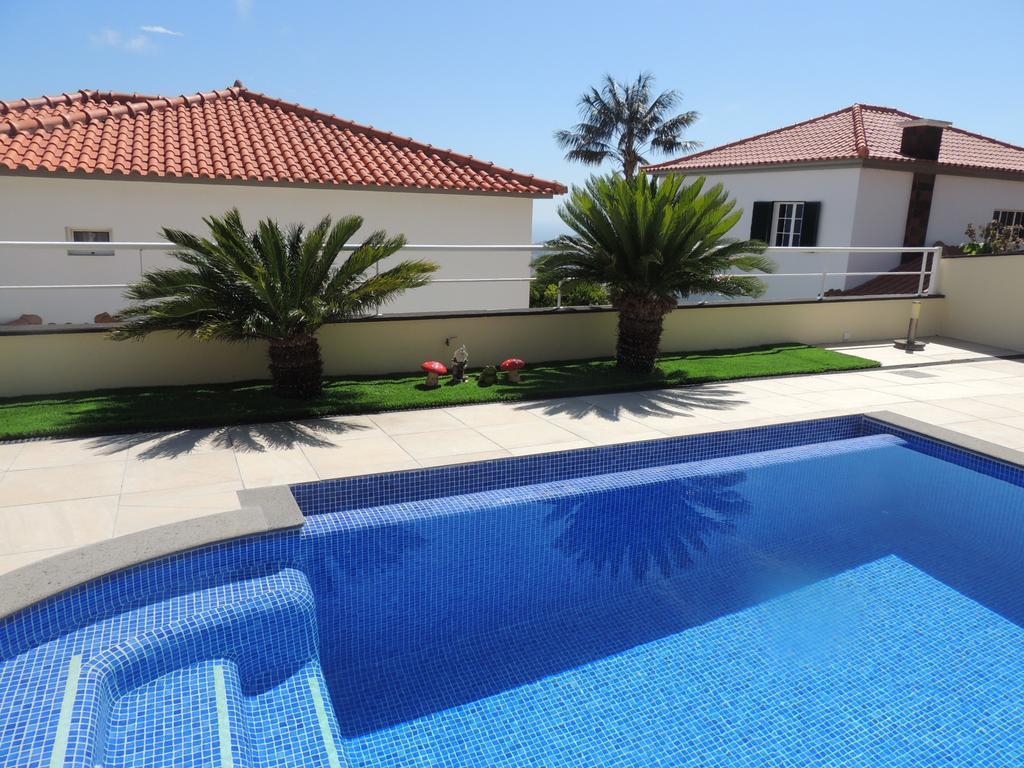 Studio Flat With Pool Funchal  Bilik gambar