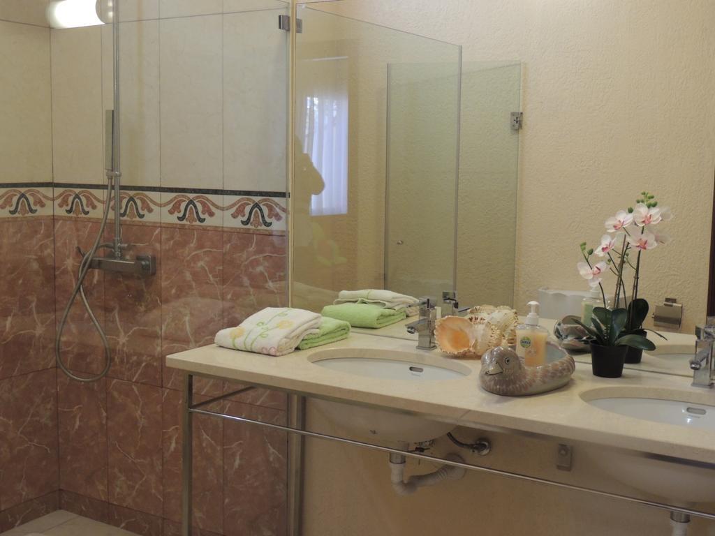 Studio Flat With Pool Funchal  Bilik gambar